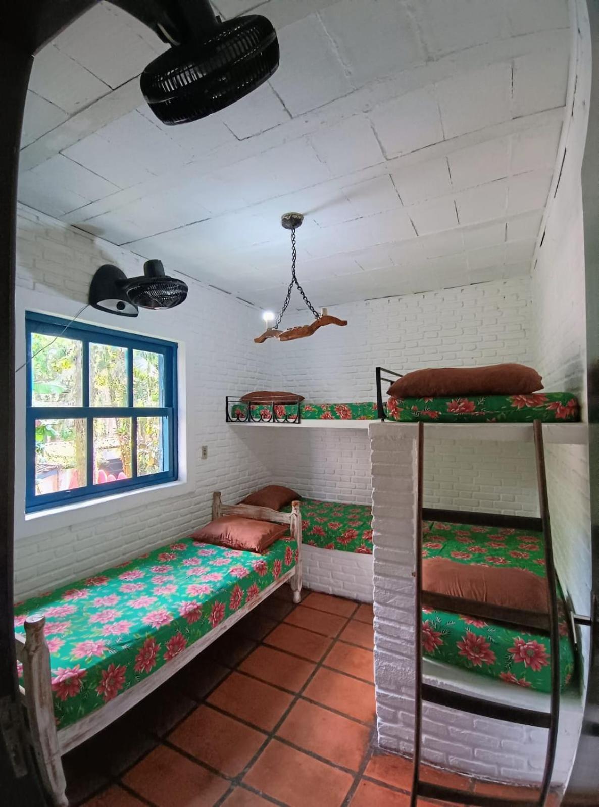 Hostel Terra Das Tribos Ubatuba Eksteriør bilde